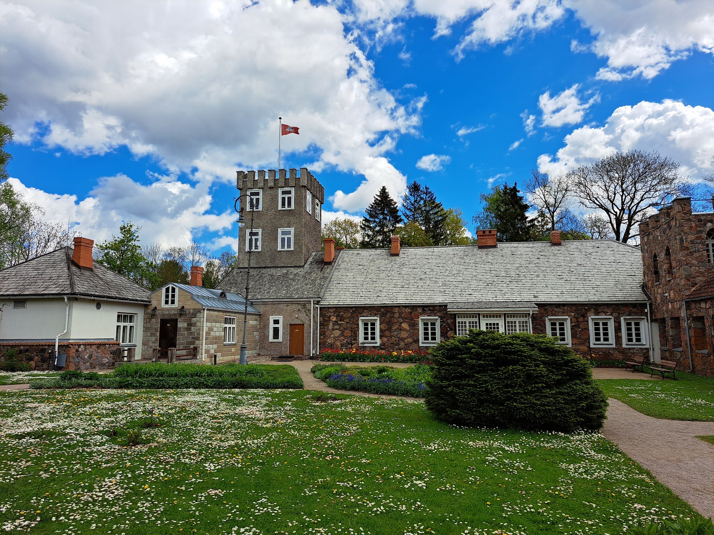 Burbiškio dvaras (Burbiškis Manor)